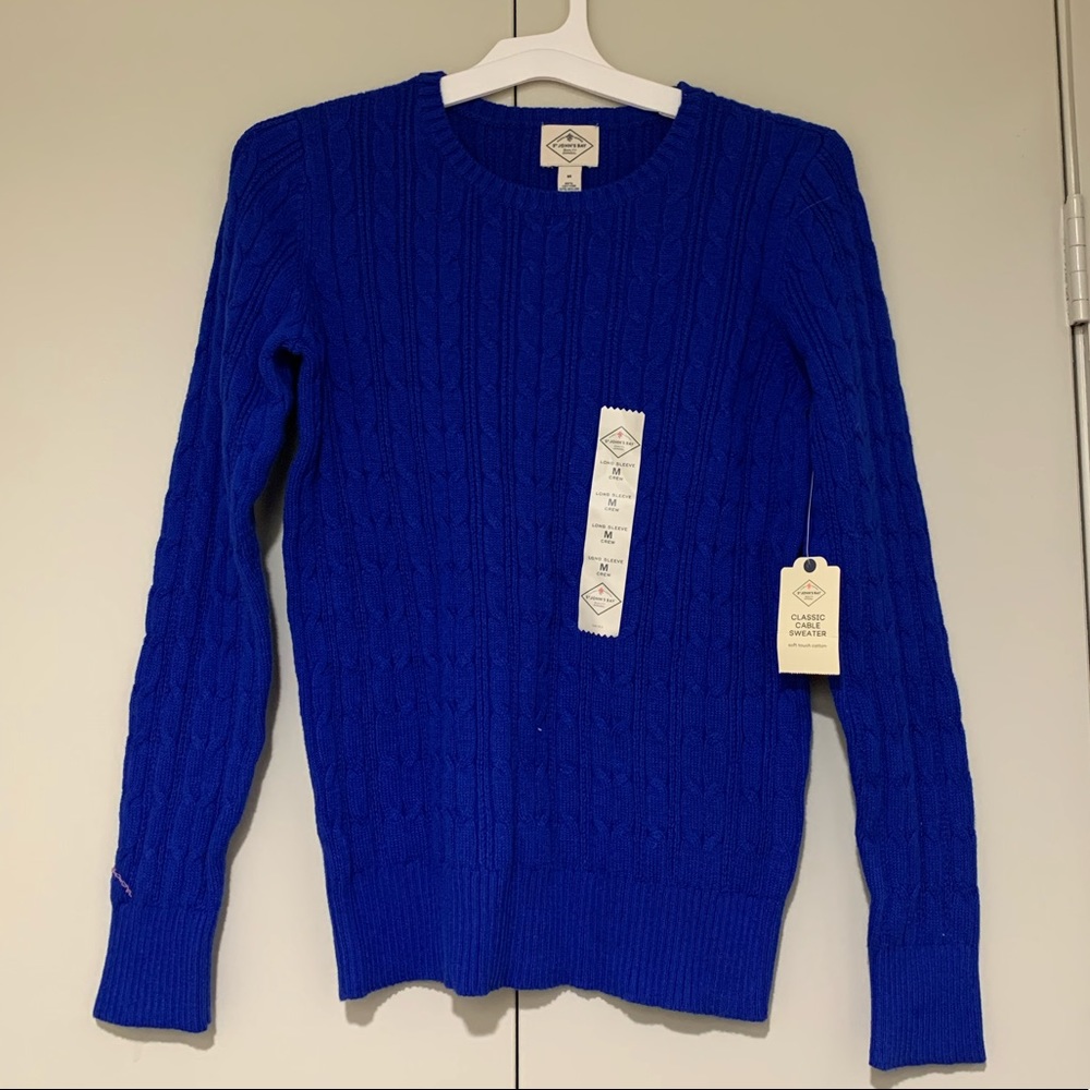Long sleeve blue crewneck